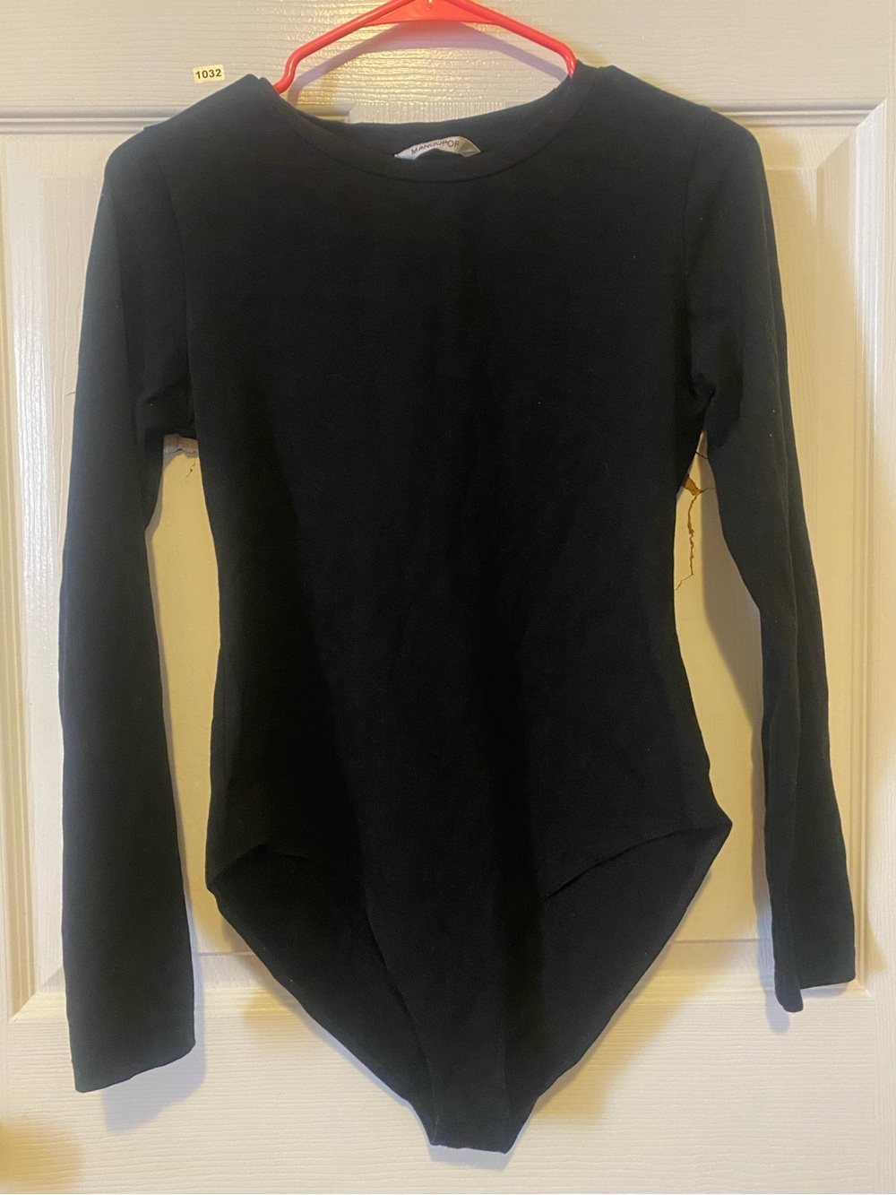 Mango-pop Black Long-Sleeve Crewneck Bodysuit